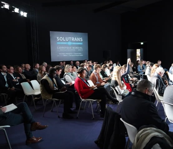 SOLUTRANS speech event with people