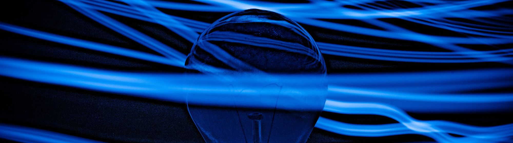 Ampoule avec ambiance rayons bleus